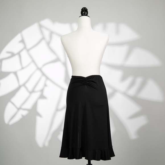 Sexy Ruffle Skirt with Front Slits | Size: XS | Excellent Condition - Picture 4 of 6